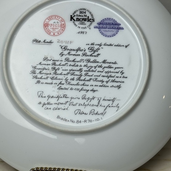 Edwin M Knowles Norman Rockwell Grandpa's Gift Plate - Picture 9 of 9